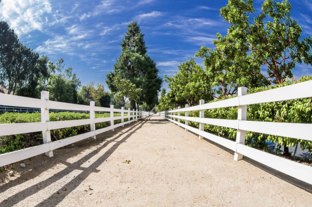 Fence snohomish